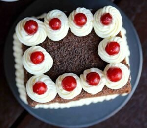 जन्मदिन के केक की रेसिपी खोजो ब्रेड केक
